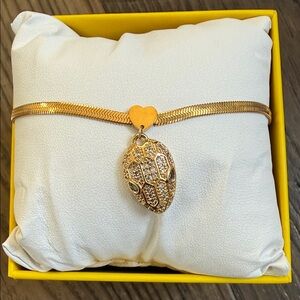 Stainless Steel Gold Snake Head Charm bracelet